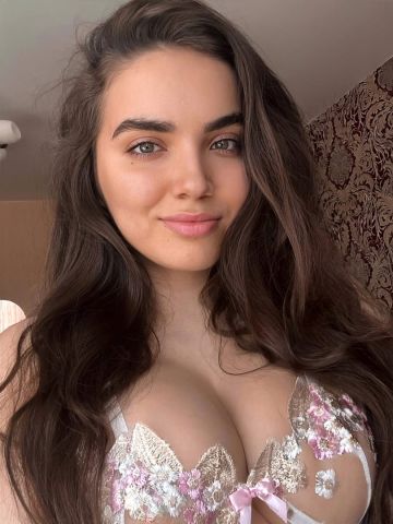 Полина